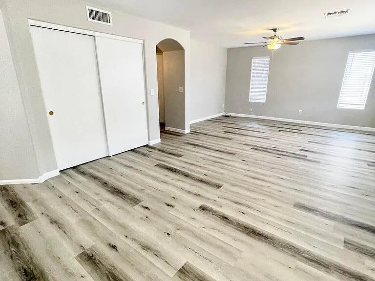 16200 W Moreland St — Photo 9