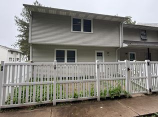 Longfellow West 1430-1446, Jackson, MI 49202