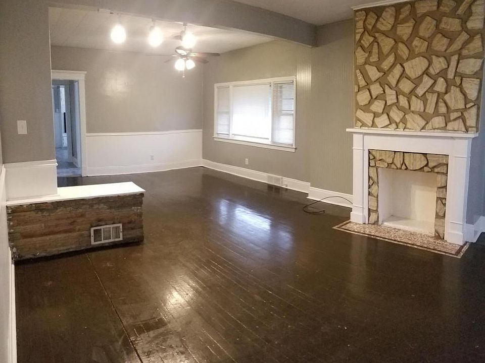 1st image of 875 Hertel Ave