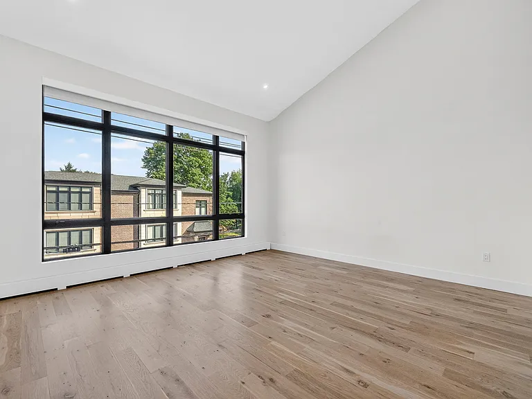 1157 Inwood Ter — Photo 17