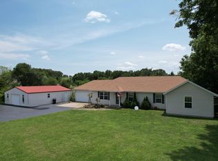 2996 Mount Carmel Rd, Clever, MO 65631