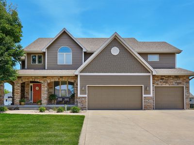 2815 147th St, Urbandale, IA, 50323