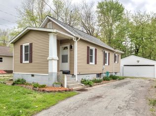 1411 N Morris Ave, Bloomington, IL 61701