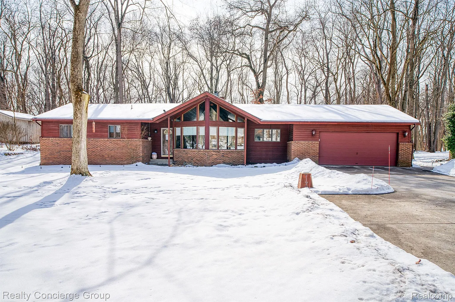 7170 Cowell Rd photo 1