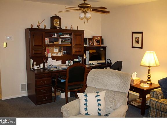 5th image of 92 Fair Oaks Ct