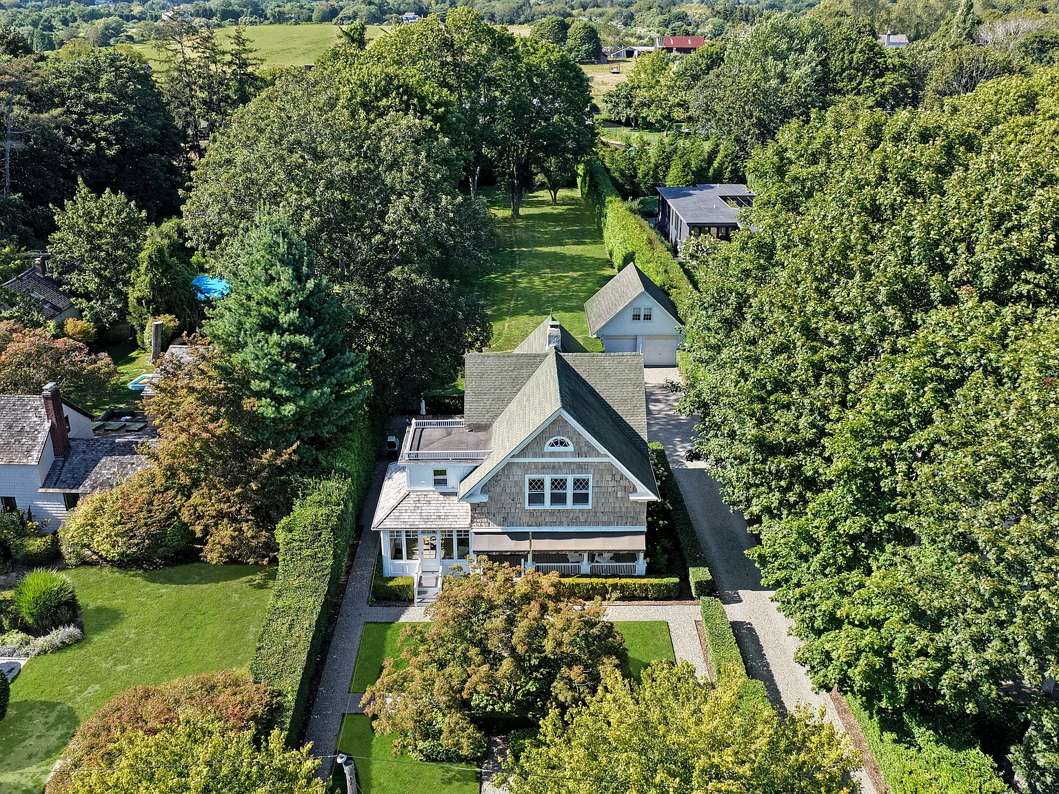 Bridgehampton Village — Photo 3