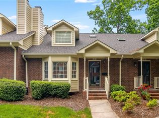 10 Park Village Ln UNIT B, Greensboro, NC 27455