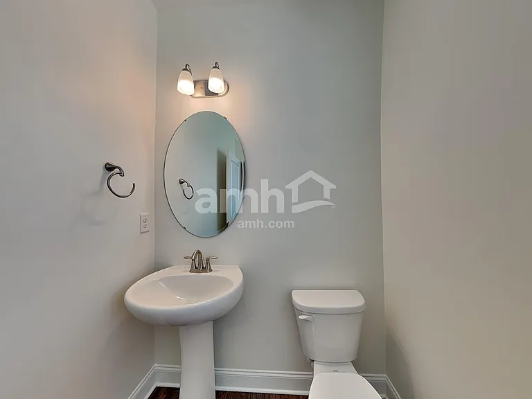 184 Larragan Dr — Photo 8