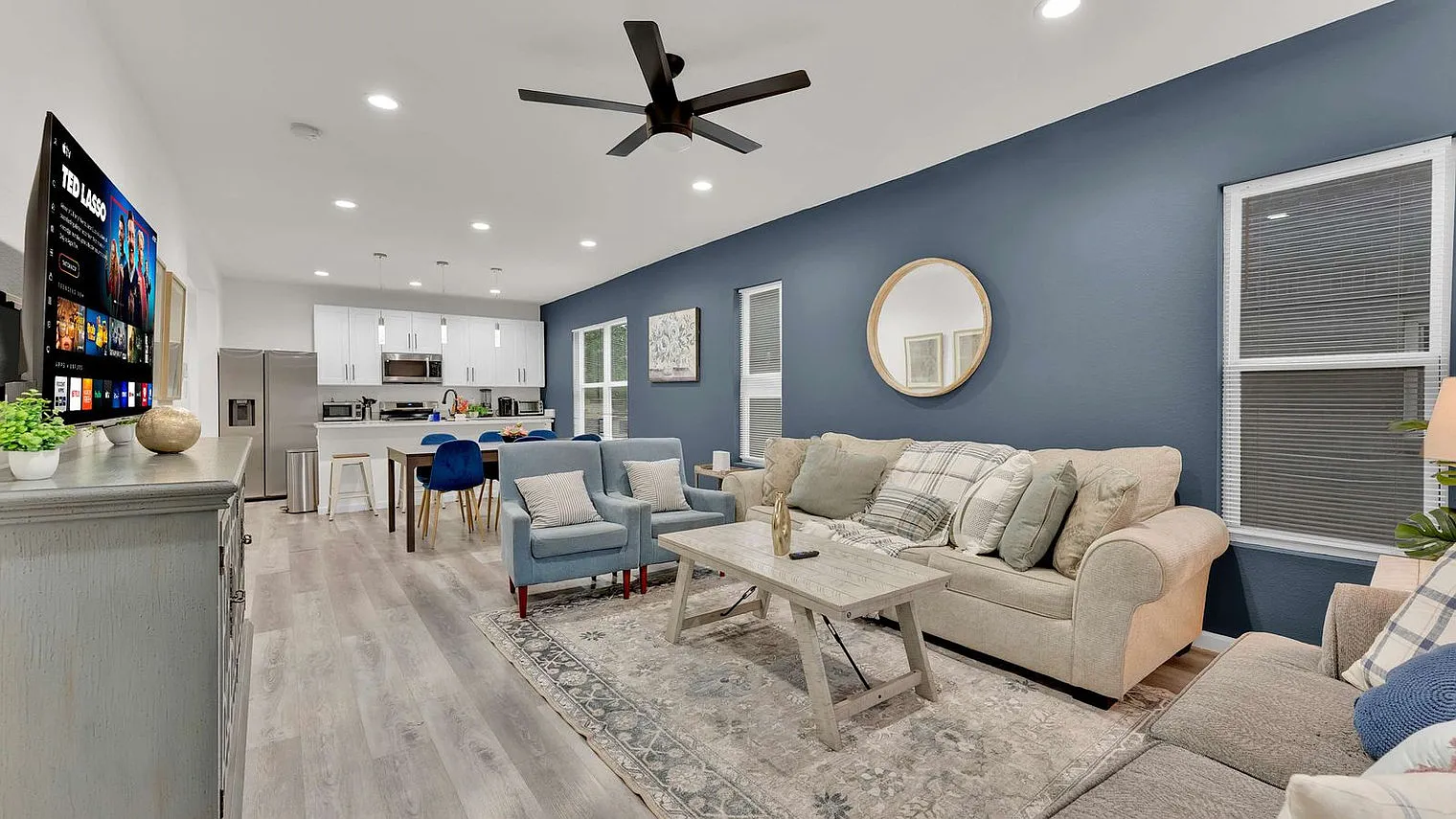 3 bed, 2.0 bath, $5,825 — Photo 3