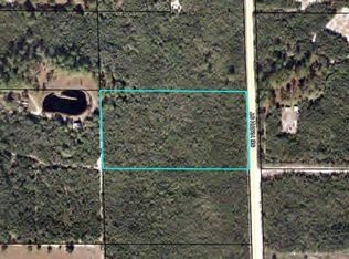 726 Southeast St, Old Town, FL 32680