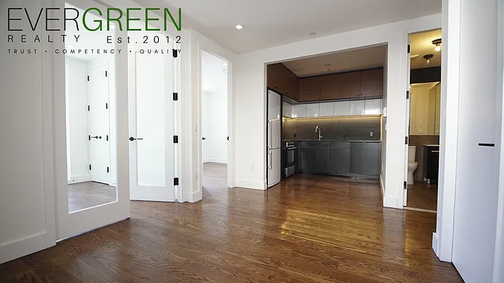 Rented by Evergreen Apartments BK | media 18