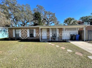 8505 Temple Park Dr, Tampa, FL 33637