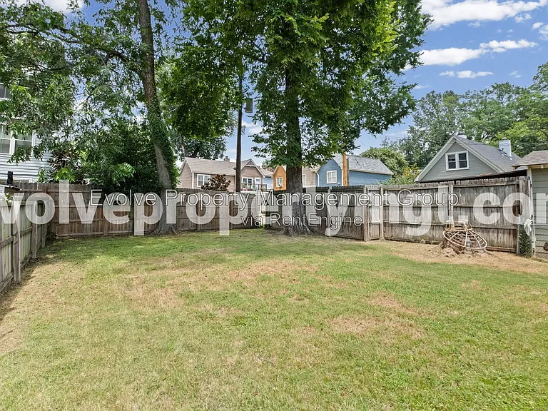 2020 Vinton Ave — Photo 15