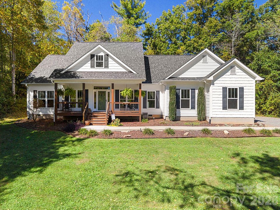 1st image of 31 Willow Farm Rd