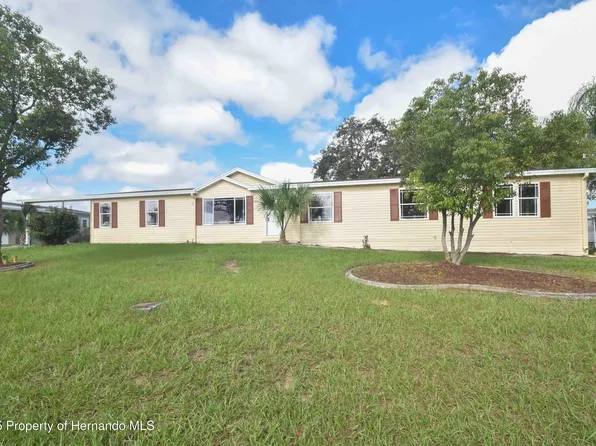 9700 Scepter Ave, Brooksville, FL 34613