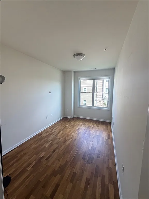 2 bed, 2.0 bath, 1470 sqft, $3,400 — Photo 3