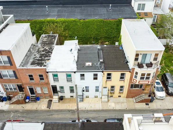 1030 S Dorrance St, Philadelphia, PA 19146