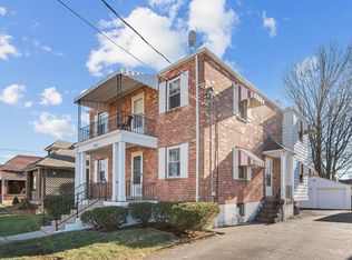 3823 Thornton Dr, Cincinnati, OH 45236