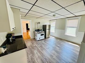 20 Mann St, Worcester, MA