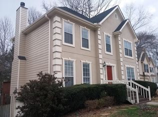 595 River Overlook Dr, Lawrenceville, GA 30043