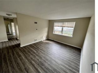 811 Barnaby St SE #T1, Washington, DC 20032