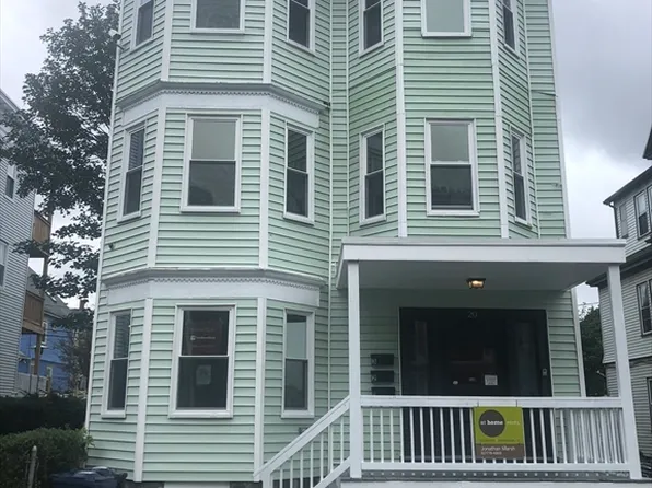 20 Corona St, Dorchester, MA 02124