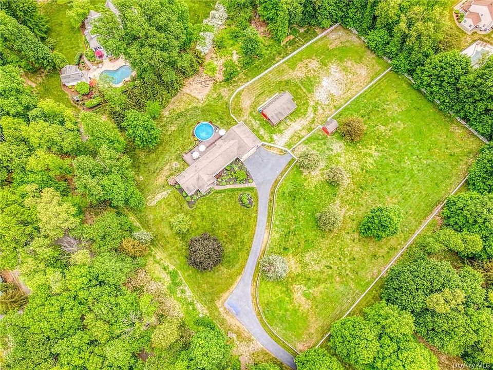 1st image of 202 Pine Island Tpke