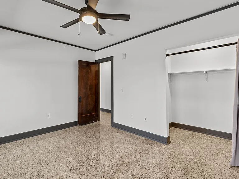 Concordia 27 Apartments - Free 1G Internet & Parking — Photo 36