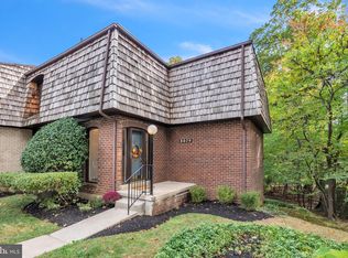 8074 Inverness Ridge Rd, Rockville, MD 20854