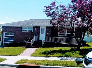 26 Arn Ter, Secaucus, NJ 07094