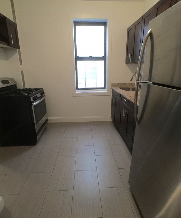 2nd image of 117 W 141st St APT 31