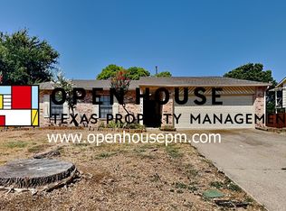 3743 Twin Oaks Ct, Flower Mound, TX 75028