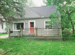 543 Fenton St, Lansing, MI 48910