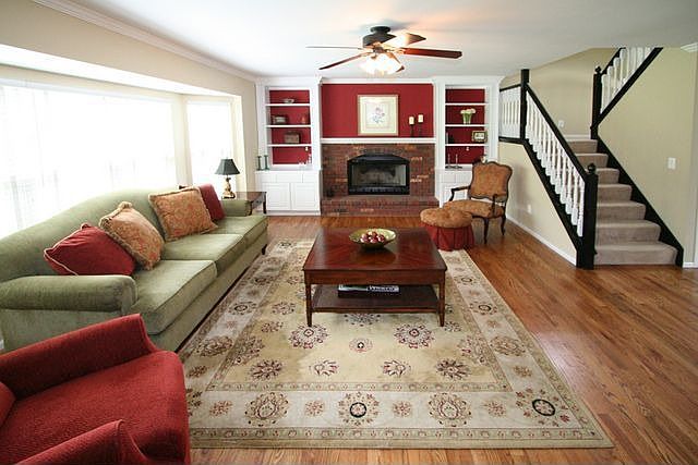 2nd image of 16 Muirfield Pl