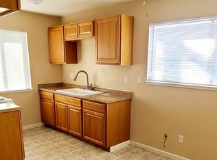 260 Gurries Dr #C, Gilroy, CA 95020