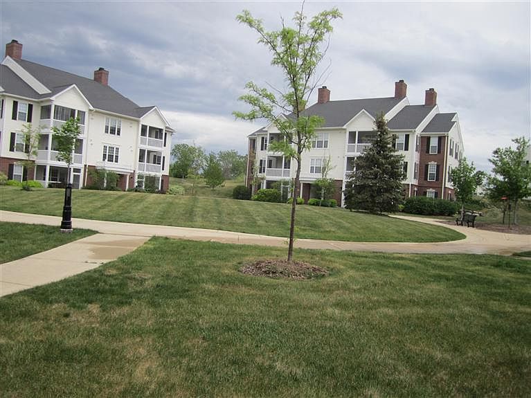 810 W Summerfield Glen Cir, Ann Arbor, MI 48103 Zillow