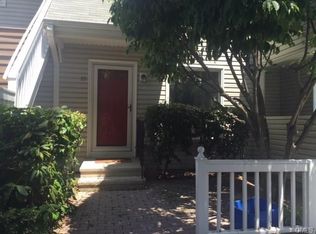 510 E Main St APT 115, Stratford, CT 06614