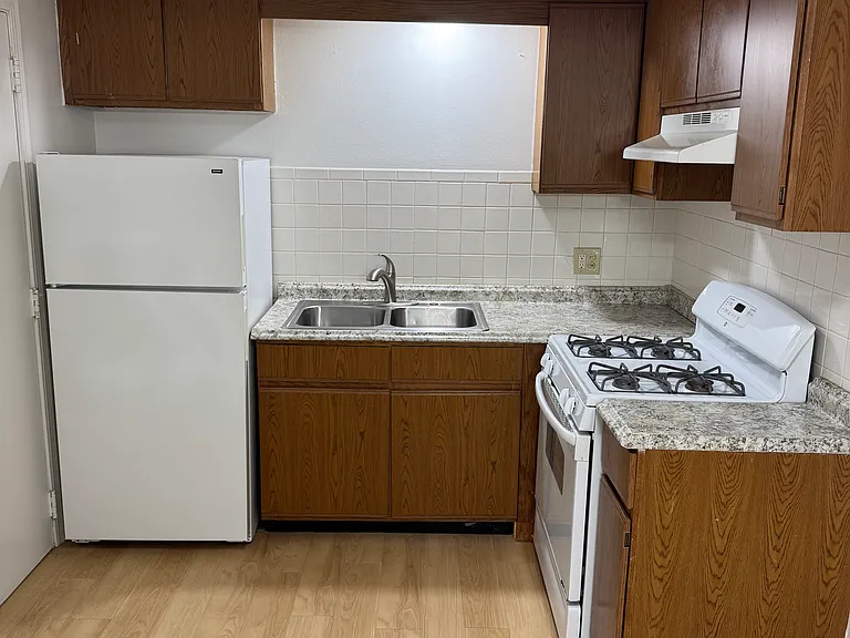 Delmont Estates — Photo 20