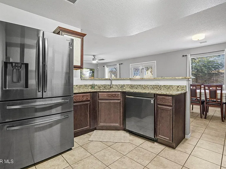 7045 Eagle Nest Ct — Photo 16