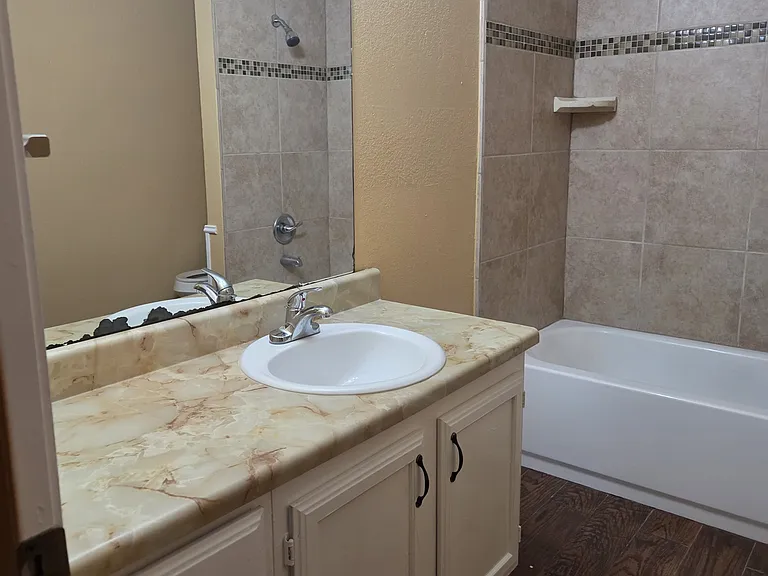 6101 Cool Springs Dr — Photo 11