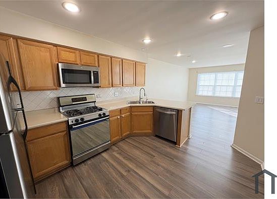 3rd image of 1334 Filly Ln