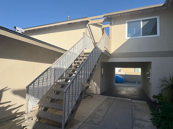 4th image of 18312 Patterson Ln APT 4