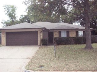 3601 Wentworth Dr, Arlington, TX 76001