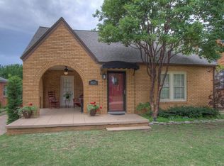 1608 S Columbia Pl, Tulsa, OK 74104