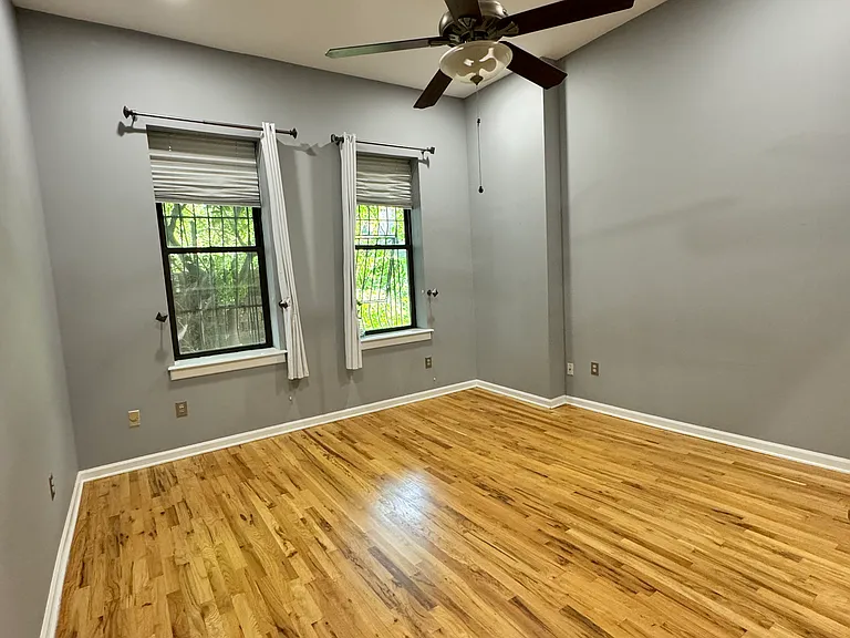 157 14th St #1R — Photo 19