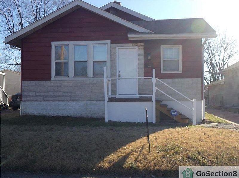 1st image of 2612 E 24th St