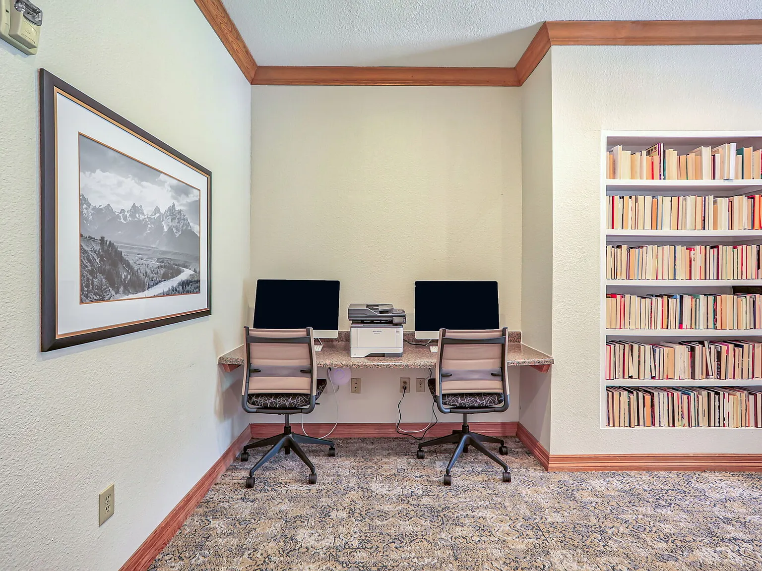 Mariposa Cedar Park 55+ Apartment Homes — Photo 2
