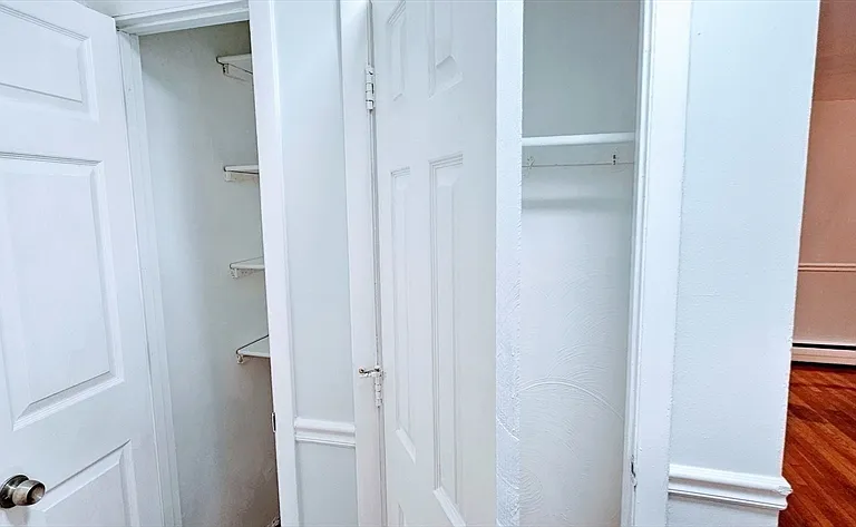 7 Oakcrest Rd #6 — Photo 9