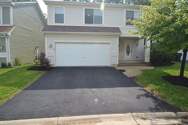 1st image of 765 Admiral Ct