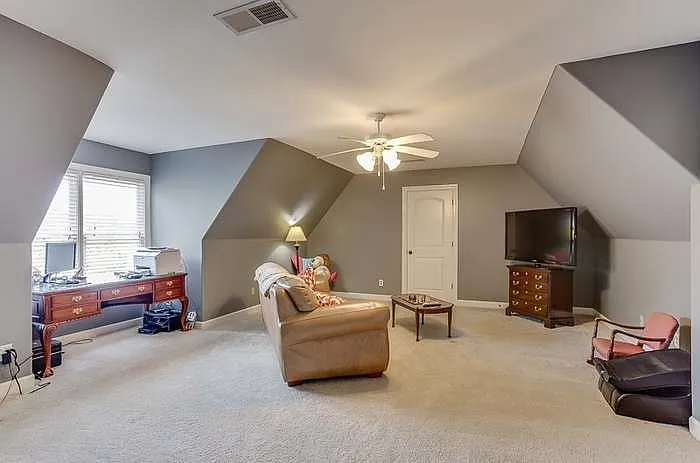 10178 Mackwood Dr — Photo 8